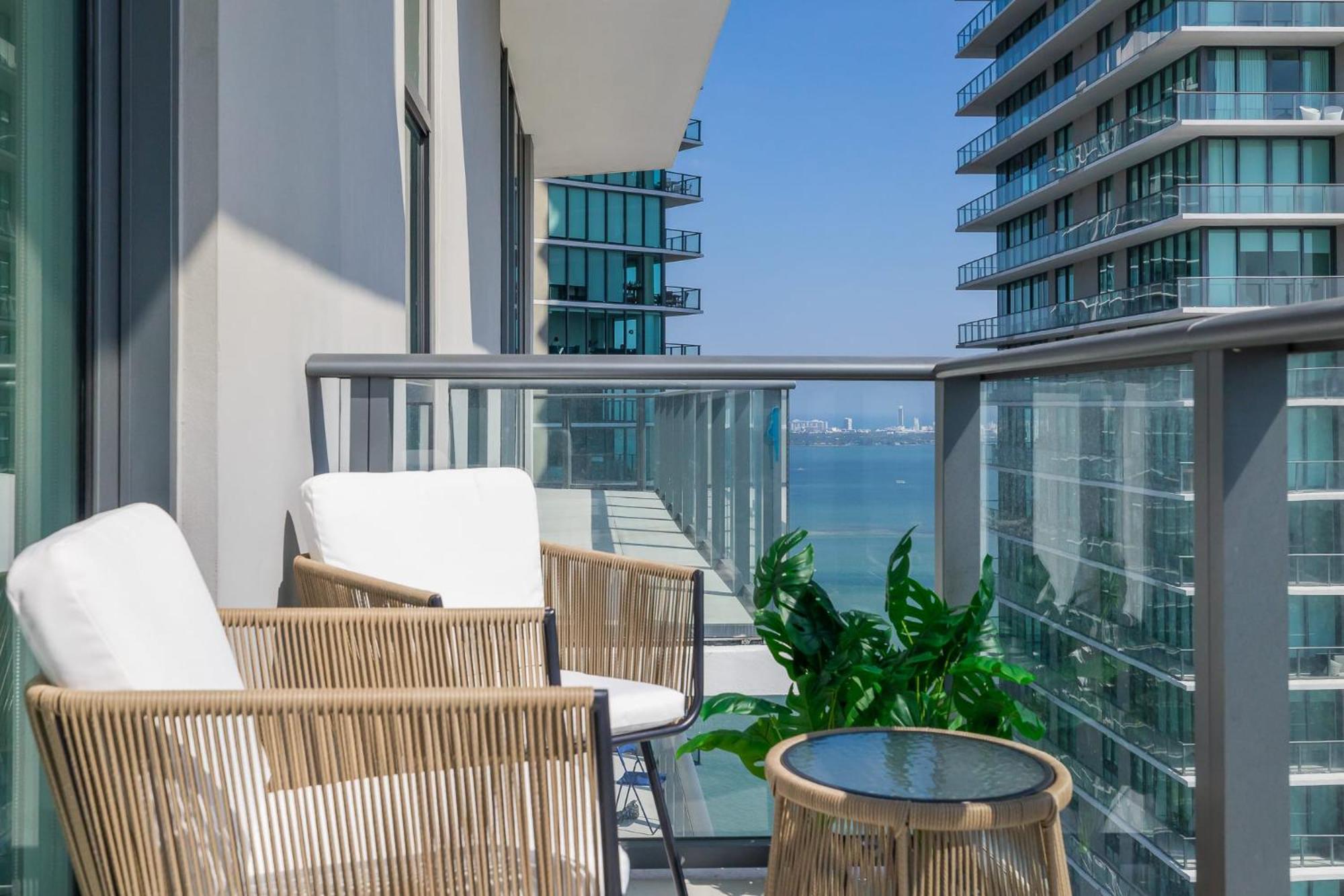 Unique High-Rise Condo In マイアミ エクステリア 写真