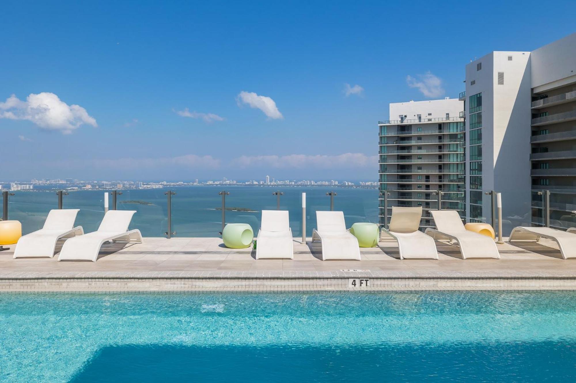 Unique High-Rise Condo In マイアミ エクステリア 写真